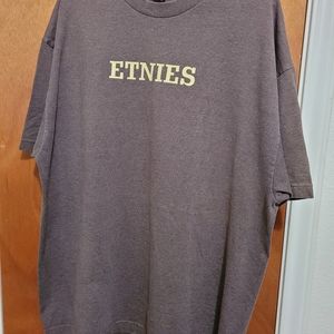 Etnies tshirt unisex XL brown Used